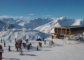 Station Valloire et du Galibier en hiver